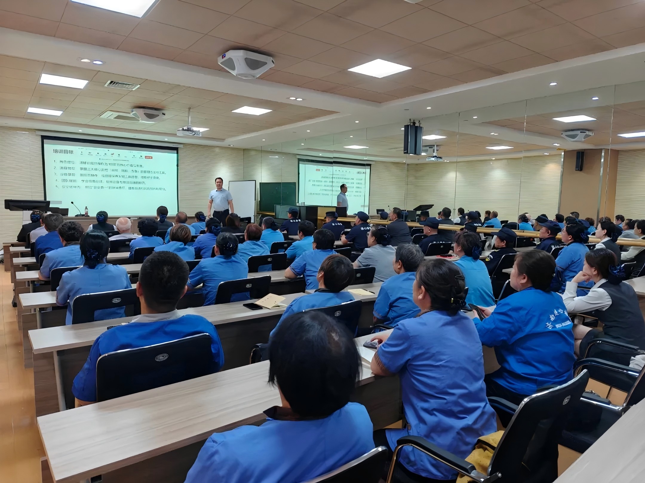 濟南連心物業舉辦2025年第三期班組長培訓